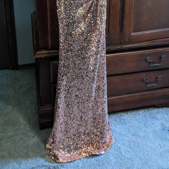 ASOS puff sleeve satin sequin maxi dress in rose gold - Picture 3 of 5